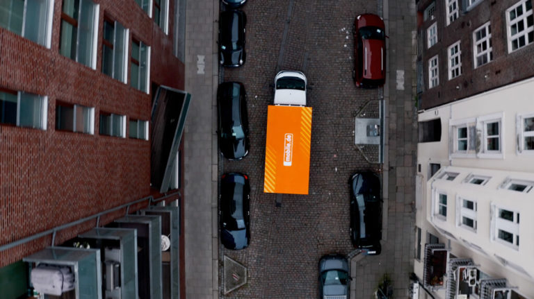 drone shot mobile schuhkarton mobile thumbnail
