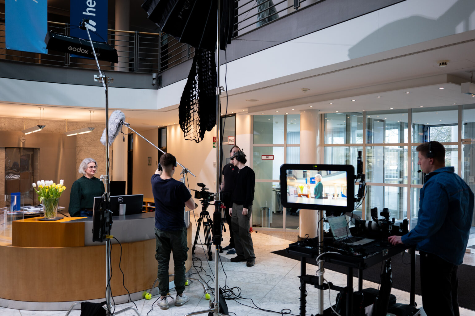 ESCAPE-Team beim Imagefilm-Dreh in einem Unternehmen